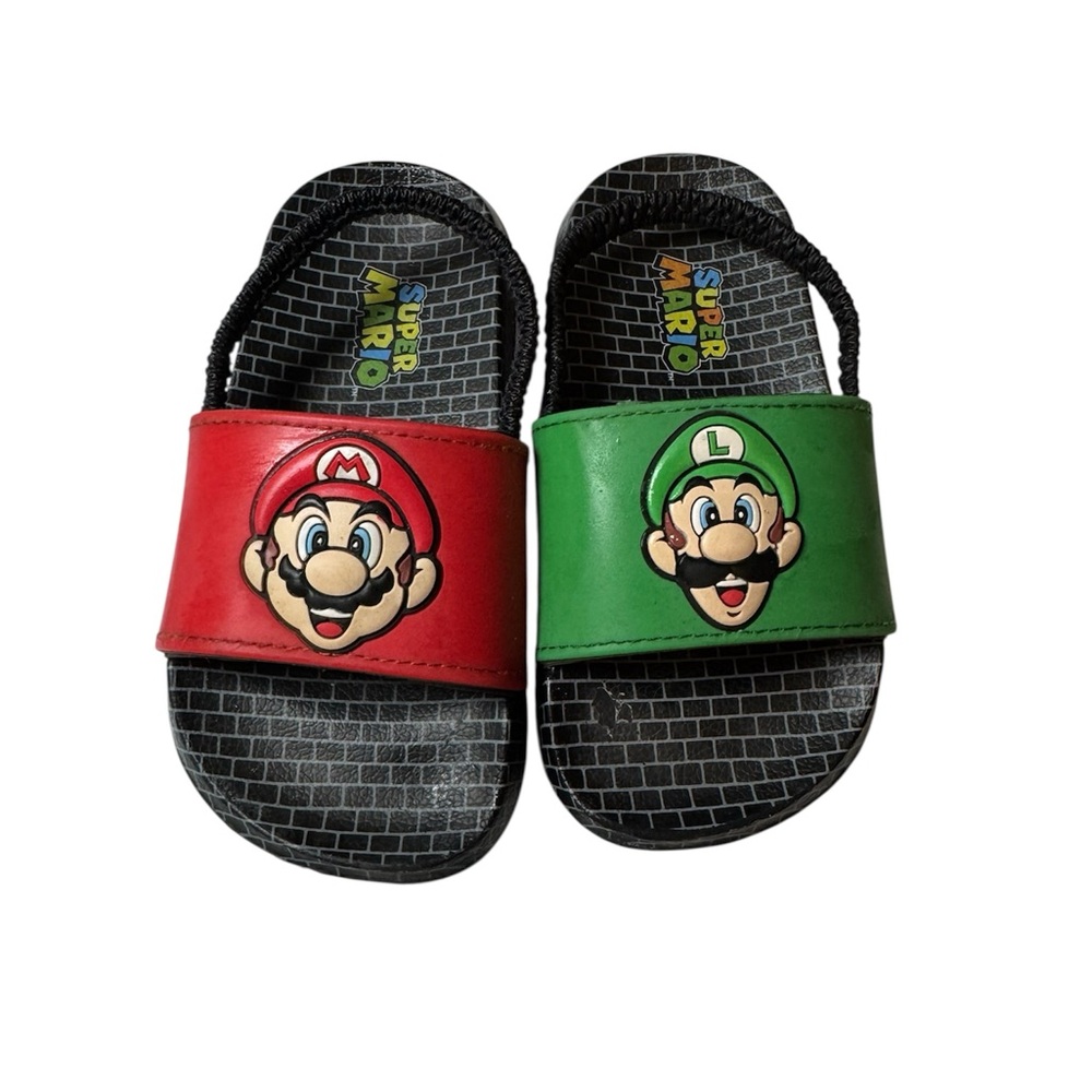 Nintendo Super Mario Kids Sandals - Red & Green
